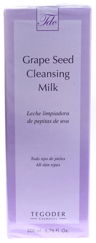 Молочко очищающее с экстрактом косточек винограда / COMPLEMENTARY 200 мл